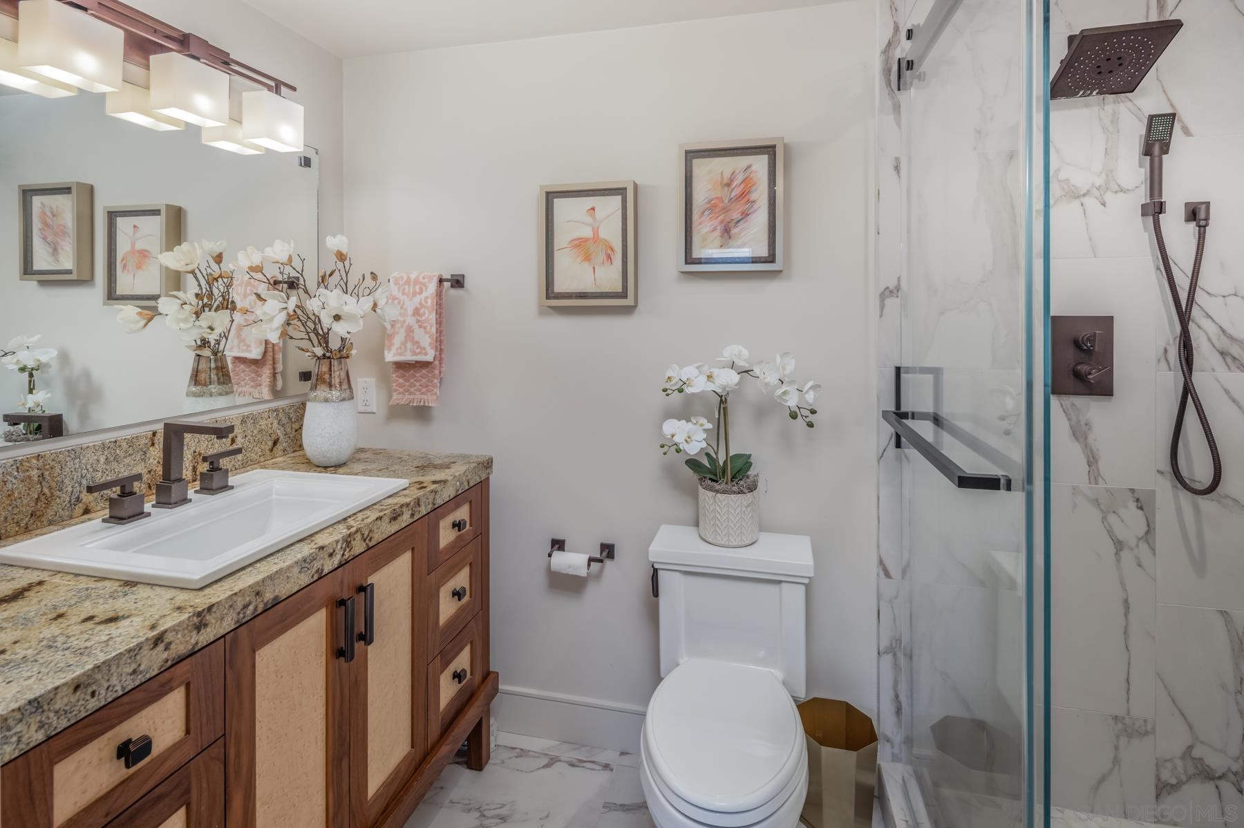 Detail Gallery Image 22 of 37 For 187  Cherry Ave, Carlsbad,  CA 92008 - 4 Beds | 4/2 Baths