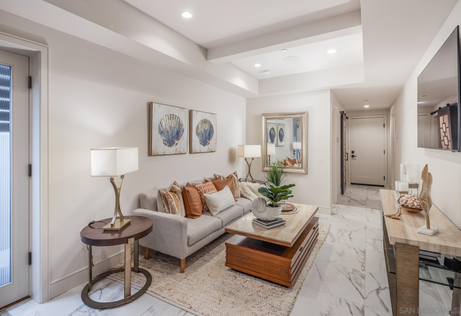 Detail Gallery Image 23 of 37 For 187  Cherry Ave, Carlsbad,  CA 92008 - 4 Beds | 4/2 Baths