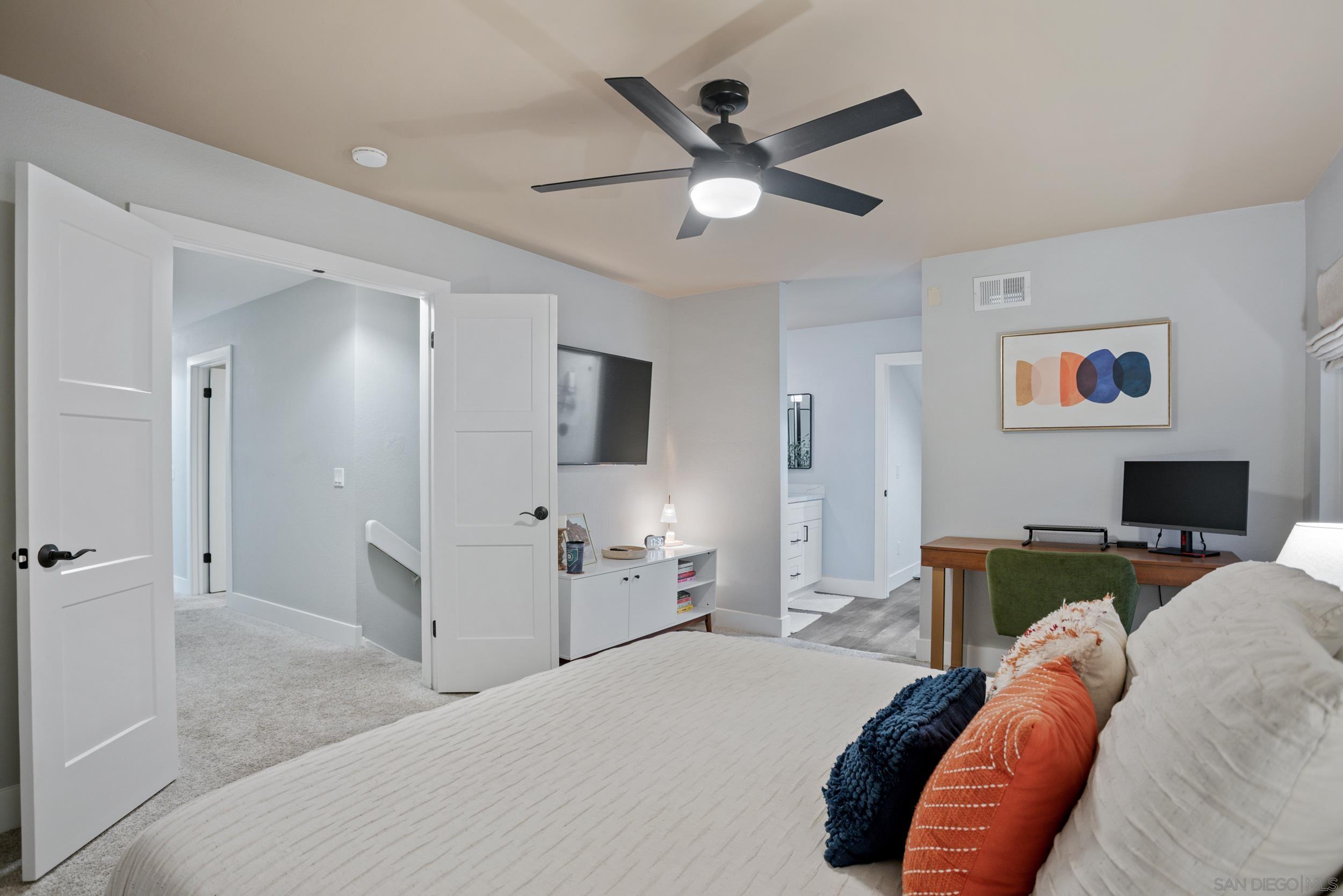 Detail Gallery Image 21 of 39 For 4588  Vinyard St, Oceanside,  CA 92057 - 4 Beds | 2/1 Baths