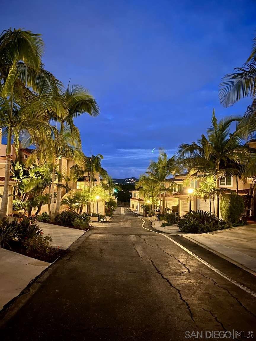 Detail Gallery Image 2 of 24 For 24345  Vista Point Ln, Dana Point,  CA 92629 - 2 Beds | 2/1 Baths