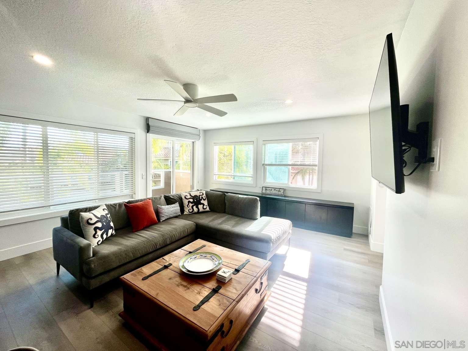 Detail Gallery Image 6 of 24 For 24345  Vista Point Ln, Dana Point,  CA 92629 - 2 Beds | 2/1 Baths