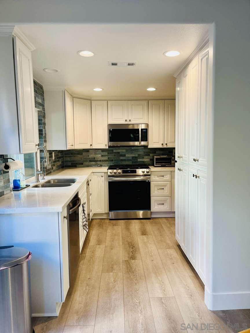 Detail Gallery Image 9 of 24 For 24345  Vista Point Ln, Dana Point,  CA 92629 - 2 Beds | 2/1 Baths