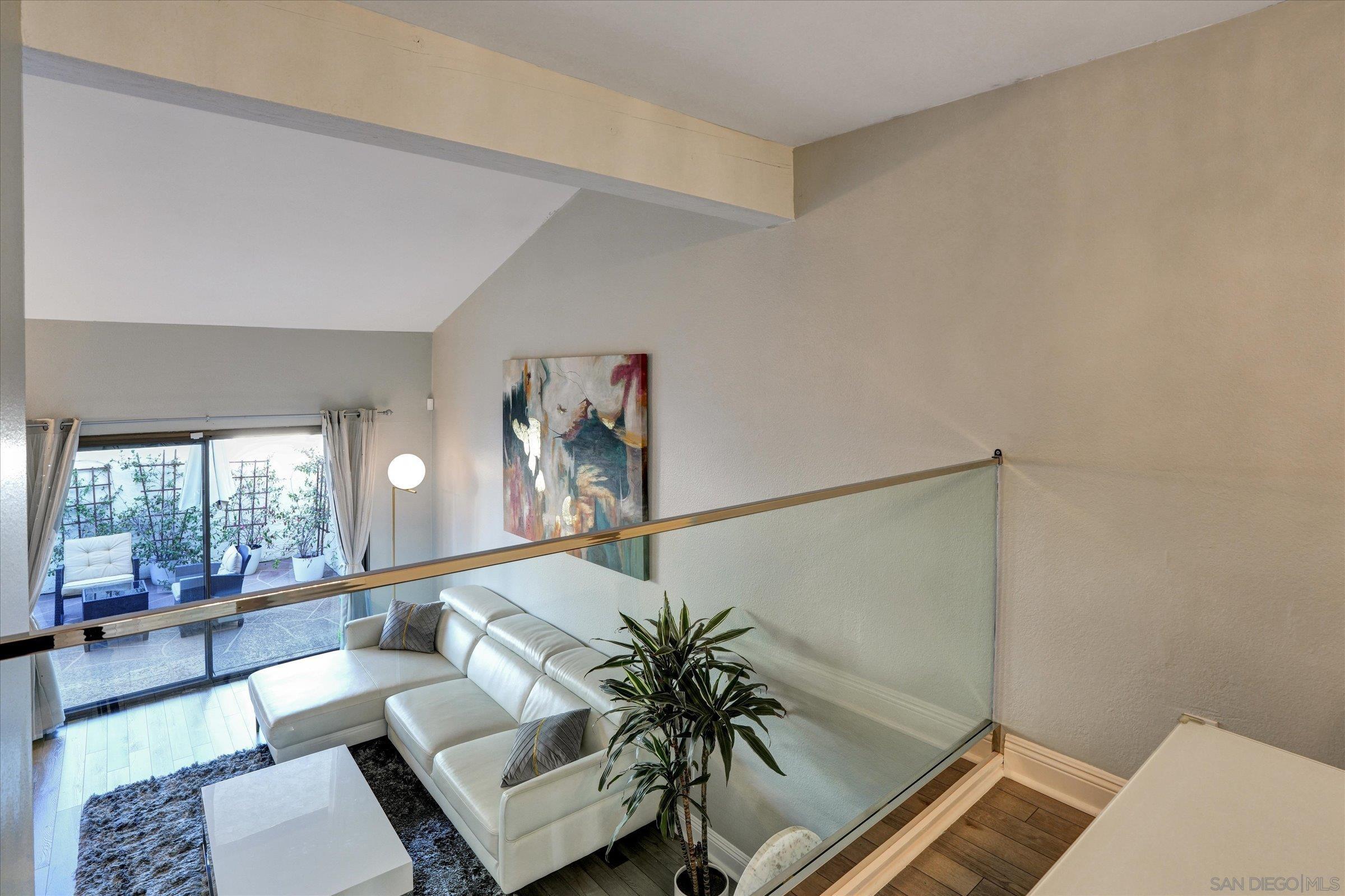 Detail Gallery Image 12 of 34 For 6786  Caminito Del Greco, San Diego,  CA 92120 - 2 Beds | 2/1 Baths