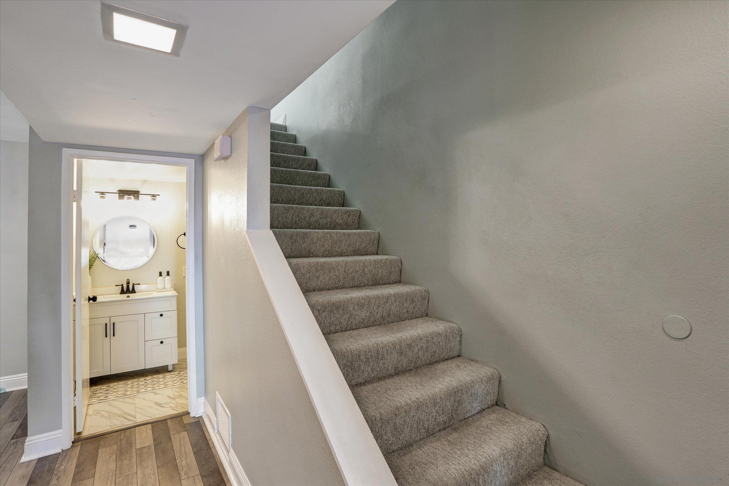 Detail Gallery Image 15 of 34 For 6786  Caminito Del Greco, San Diego,  CA 92120 - 2 Beds | 2/1 Baths