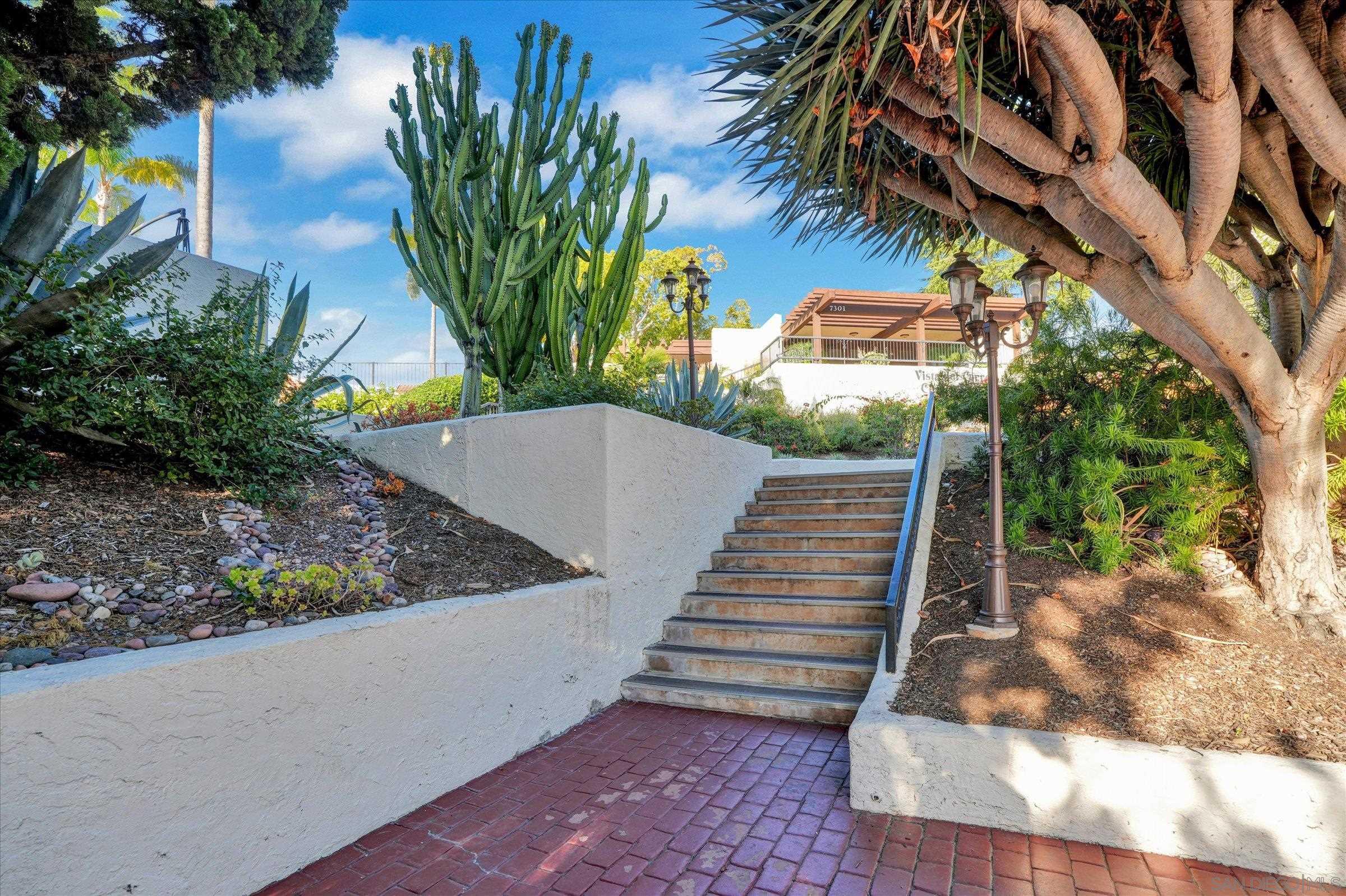 Detail Gallery Image 28 of 34 For 6786  Caminito Del Greco, San Diego,  CA 92120 - 2 Beds | 2/1 Baths