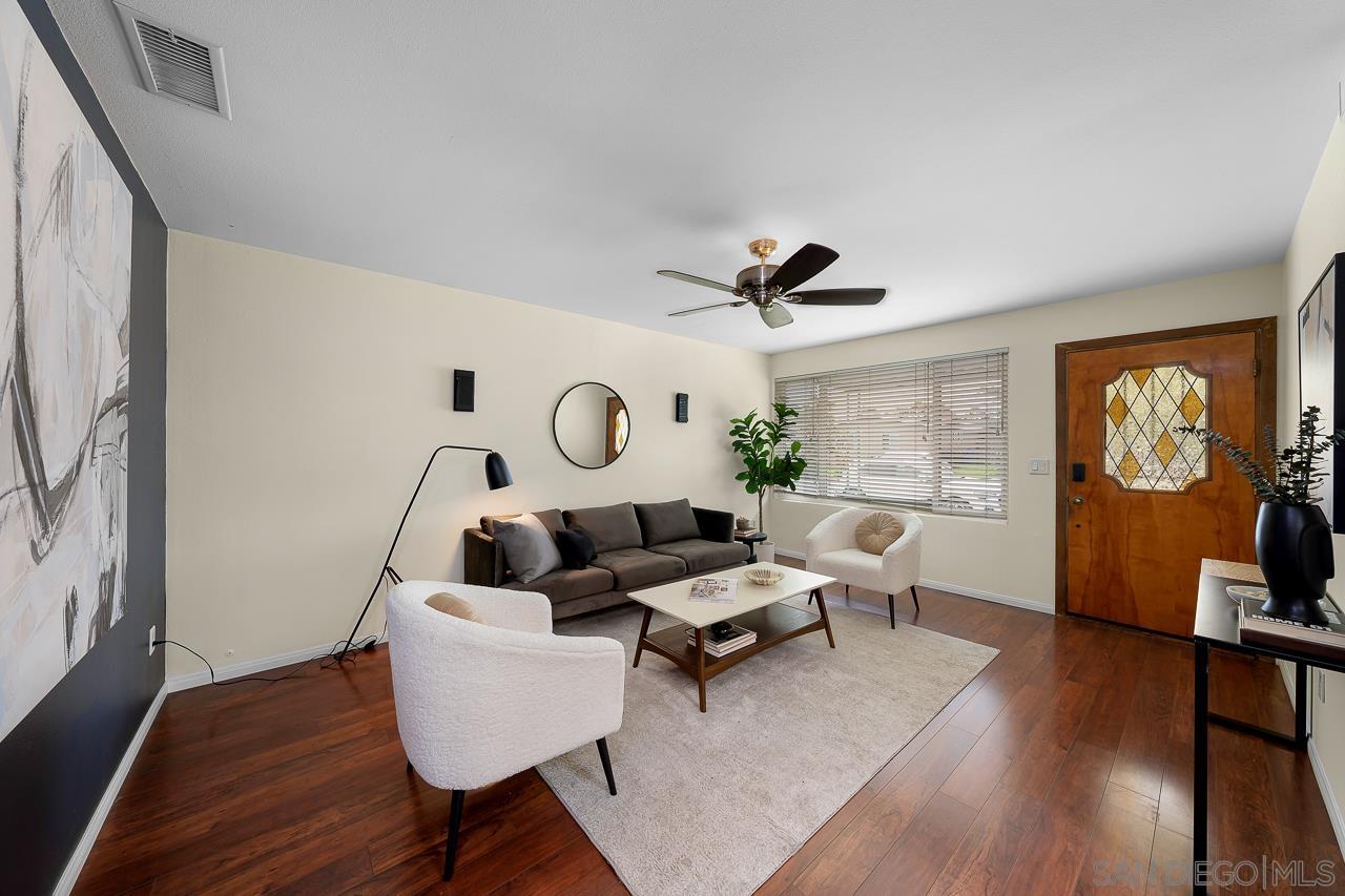 Detail Gallery Image 3 of 30 For 4034  Conrad Ave, San Diego,  CA 92117 - 3 Beds | 2 Baths