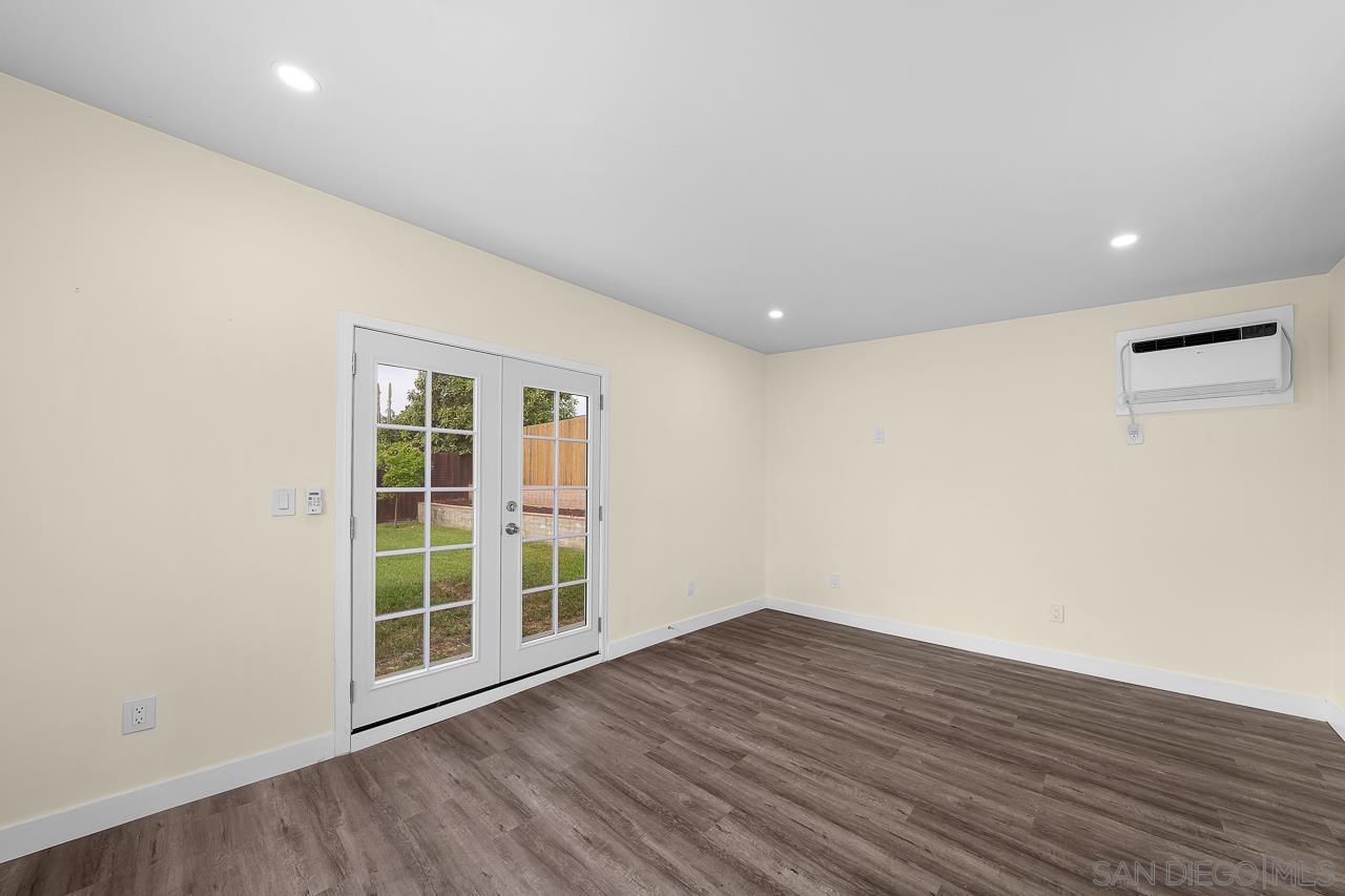 Detail Gallery Image 22 of 30 For 4034  Conrad Ave, San Diego,  CA 92117 - 3 Beds | 2 Baths