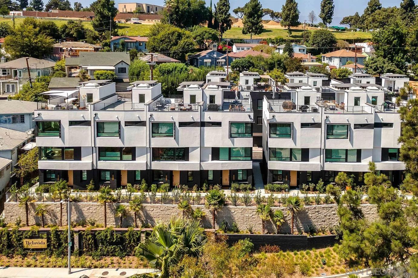 Front Image Thumbnail for SD260002405