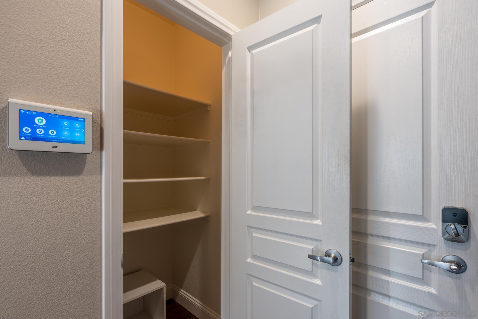 Detail Gallery Image 14 of 75 For 11727  Coriander Way, Corona,  CA 92883 - 5 Beds | 3/1 Baths