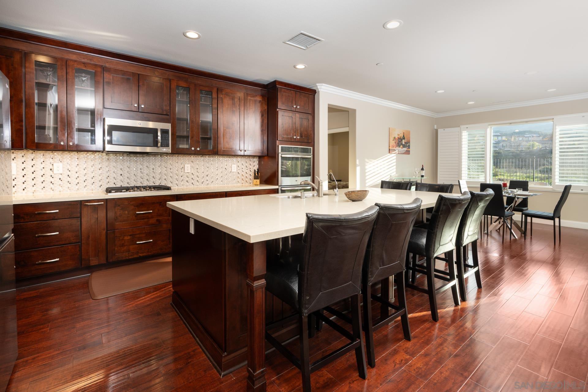 Detail Gallery Image 5 of 75 For 11727  Coriander Way, Corona,  CA 92883 - 5 Beds | 3/1 Baths