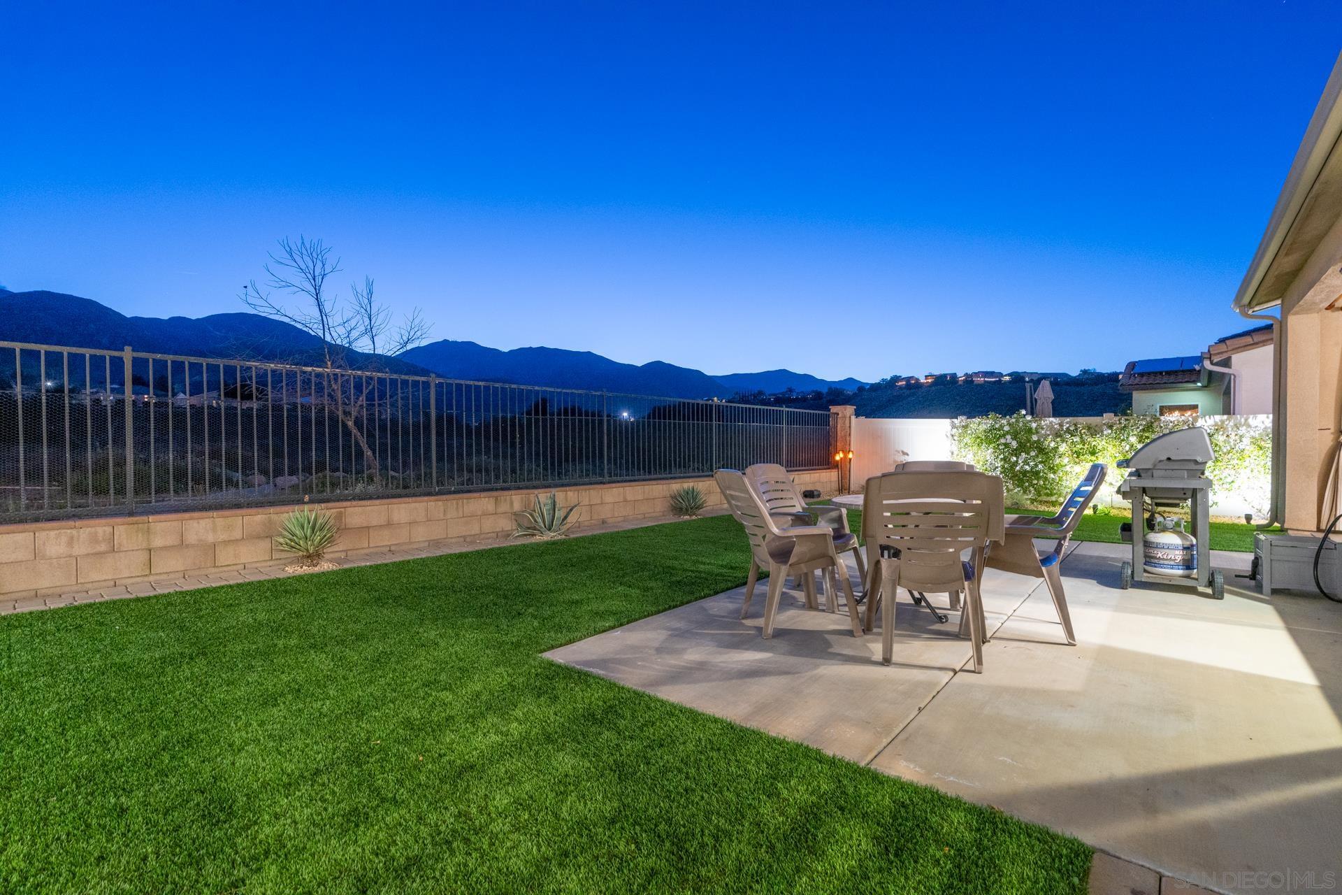 Detail Gallery Image 50 of 75 For 11727  Coriander Way, Corona,  CA 92883 - 5 Beds | 3/1 Baths