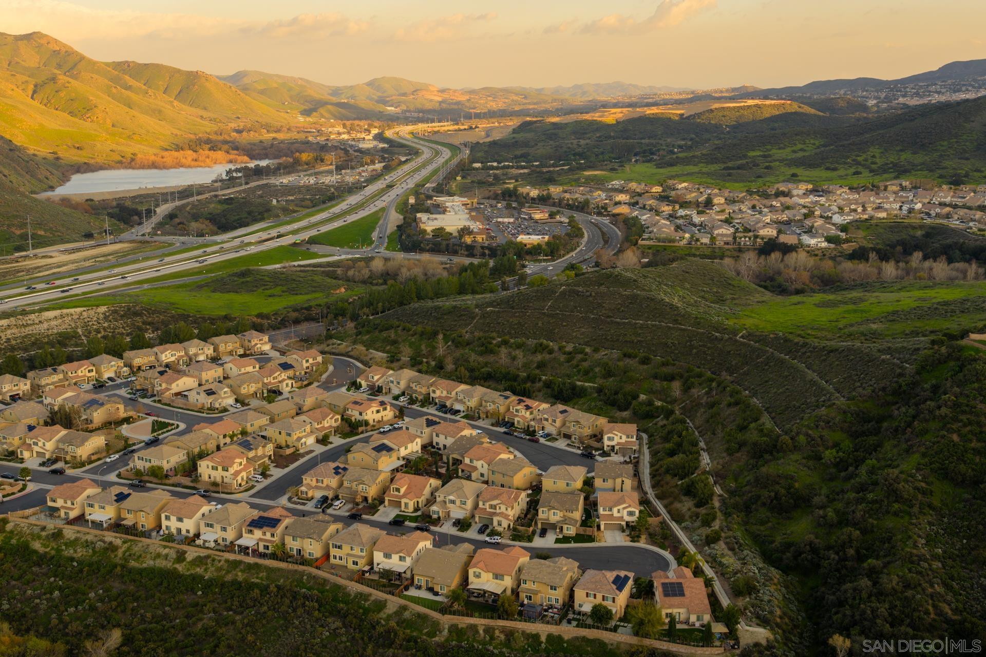Detail Gallery Image 59 of 75 For 11727  Coriander Way, Corona,  CA 92883 - 5 Beds | 3/1 Baths