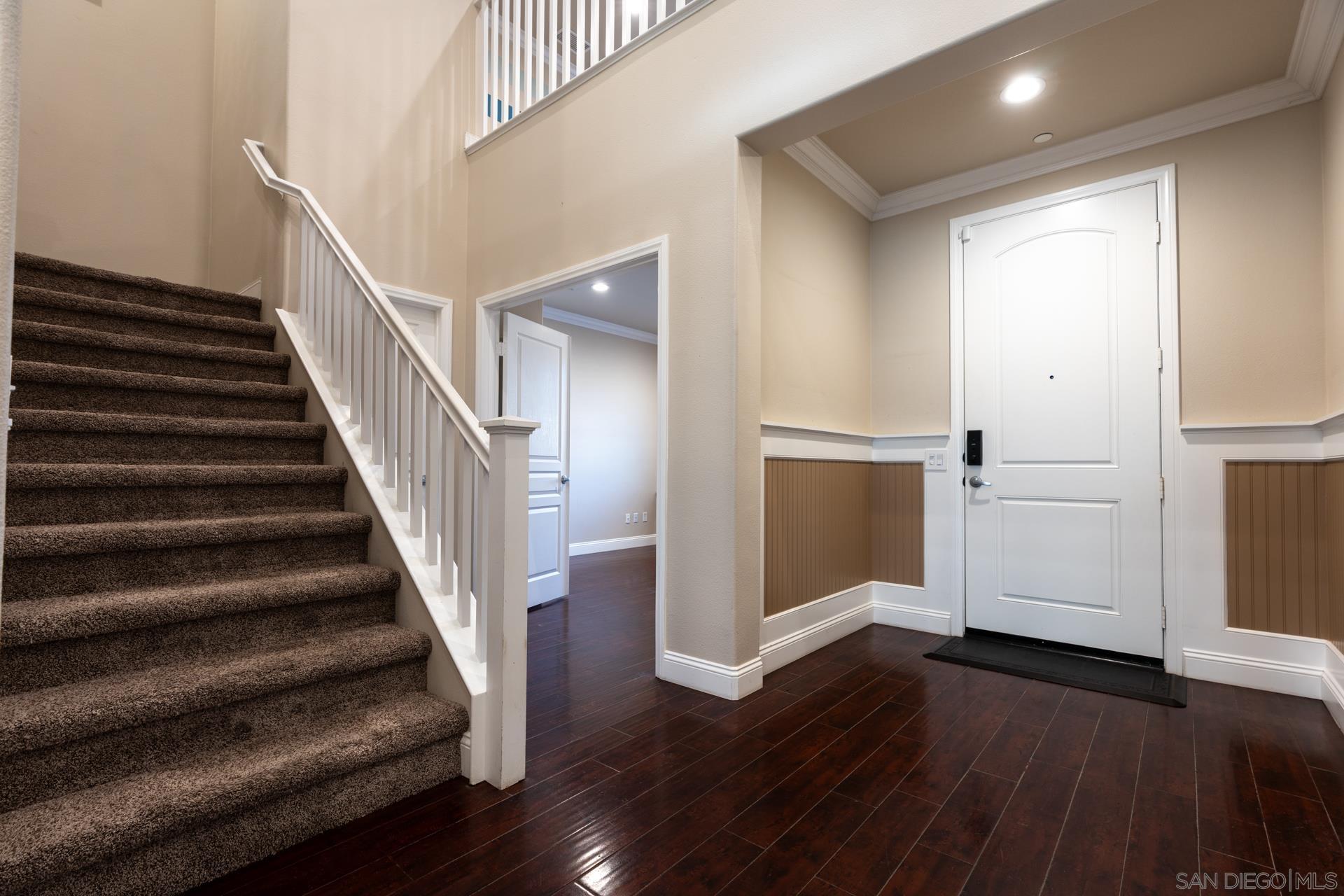 Detail Gallery Image 9 of 75 For 11727  Coriander Way, Corona,  CA 92883 - 5 Beds | 3/1 Baths