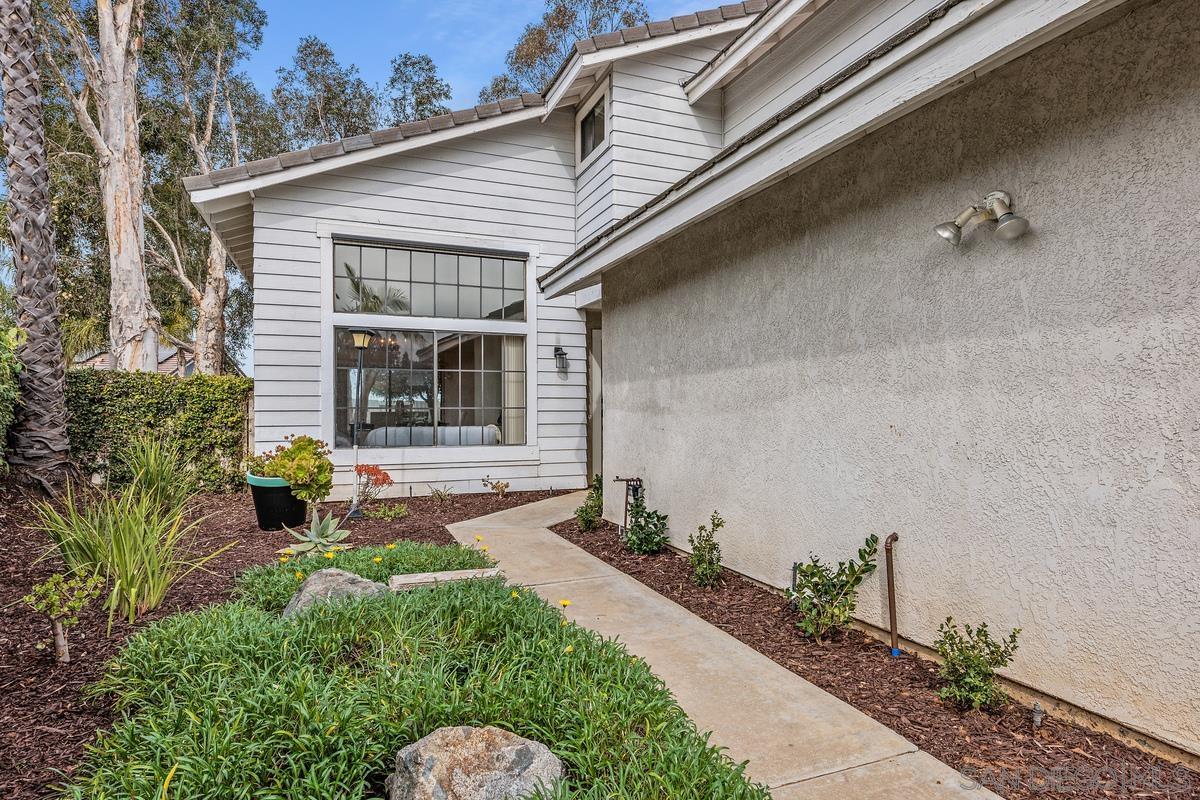 Detail Gallery Image 10 of 40 For 13522  Benbow Court, San Diego,  CA 92129 - 4 Beds | 2/1 Baths