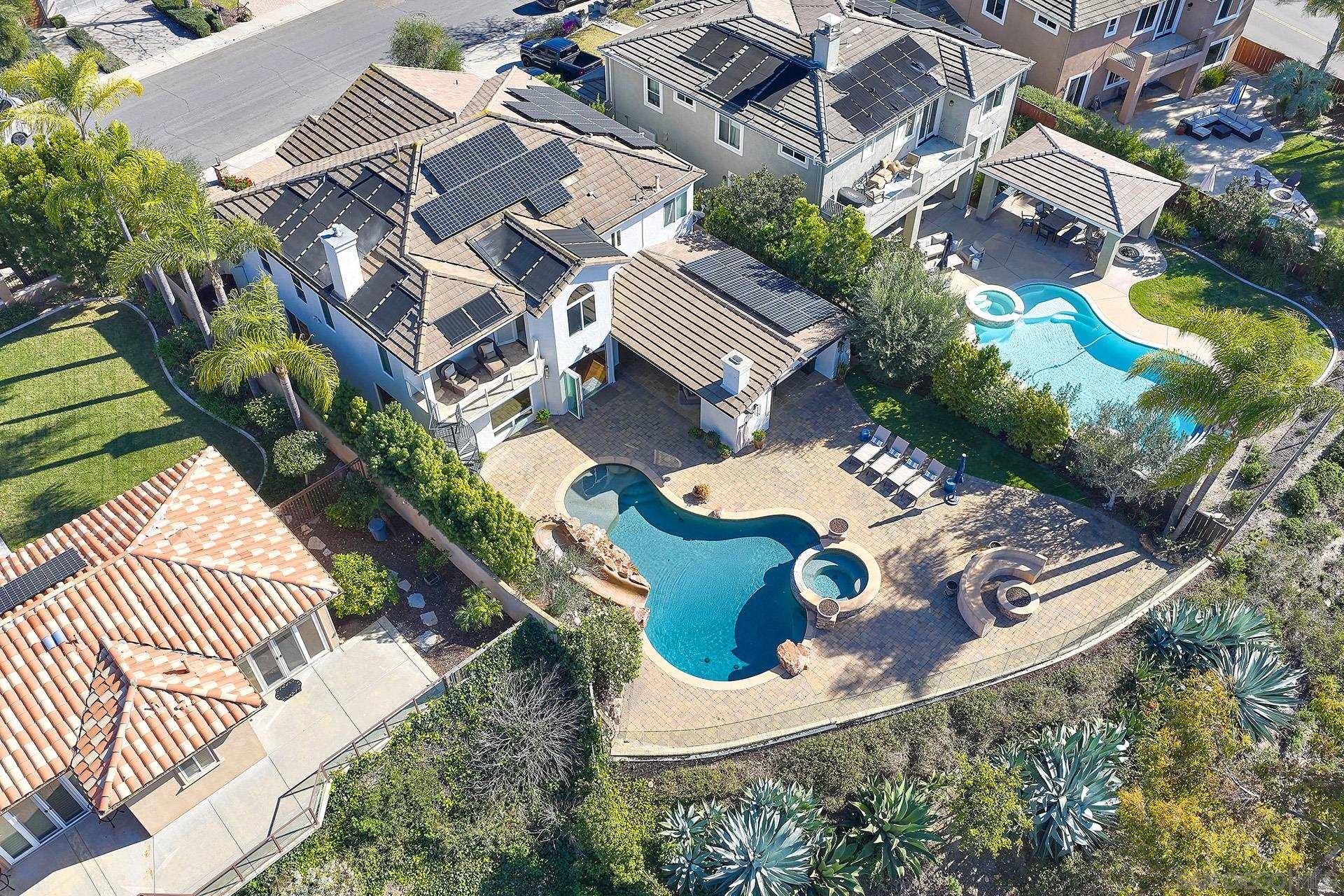 Detail Gallery Image 18 of 62 For 10626  Birch Bluff Ave, San Diego,  CA 92131 - 5 Beds | 3/1 Baths