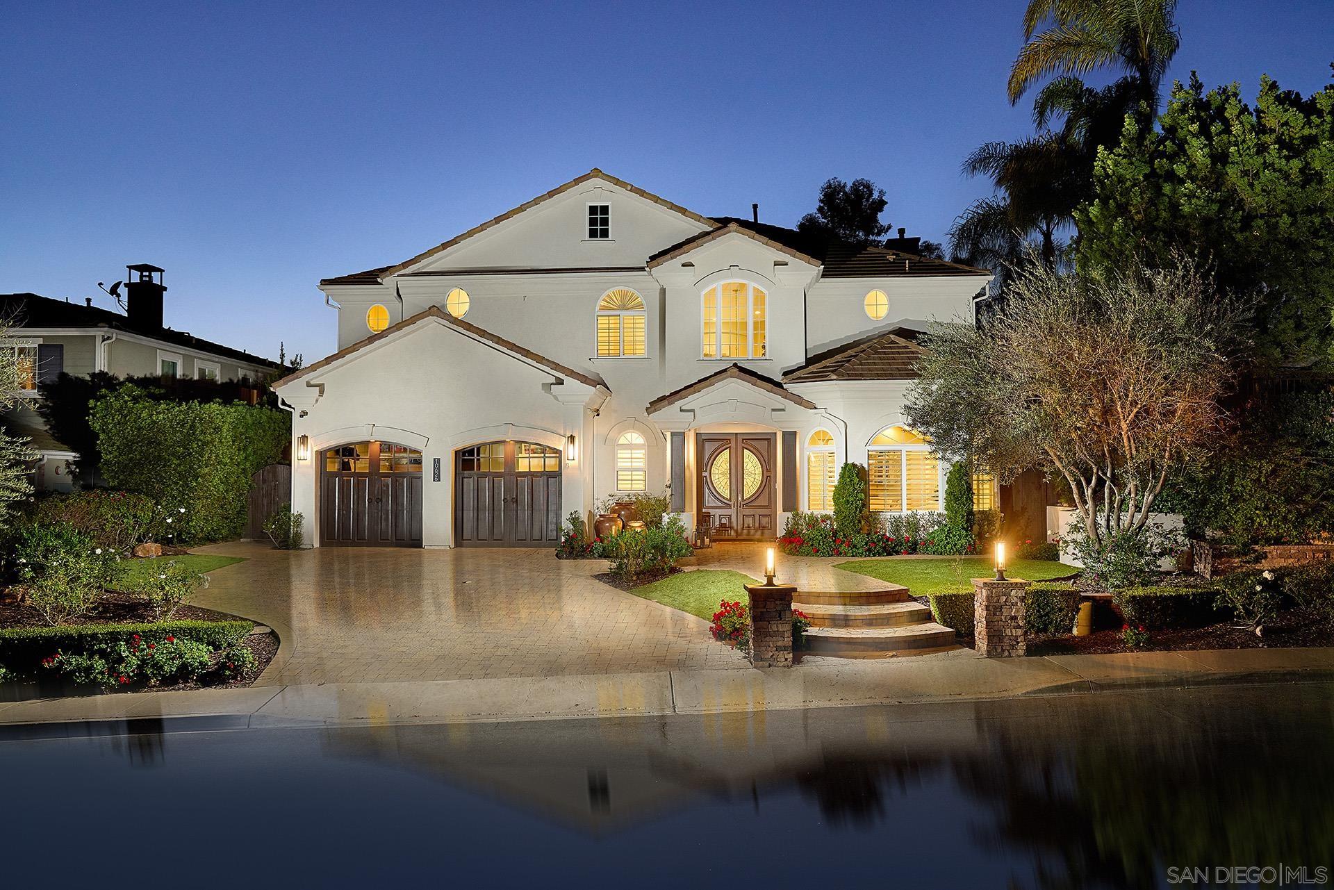 Detail Gallery Image 3 of 63 For 10626  Birch Bluff Ave, San Diego,  CA 92131 - 5 Beds | 3/1 Baths