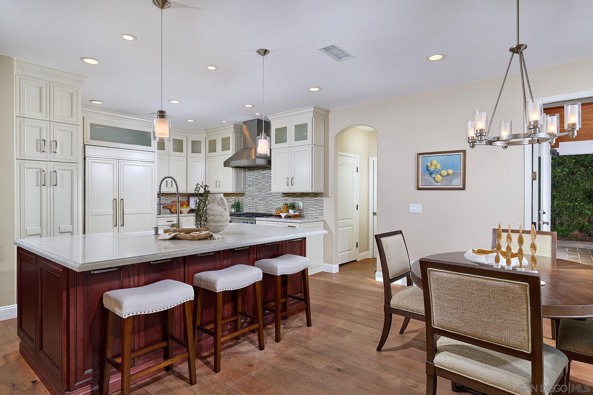 Detail Gallery Image 27 of 63 For 10626  Birch Bluff Ave, San Diego,  CA 92131 - 5 Beds | 3/1 Baths