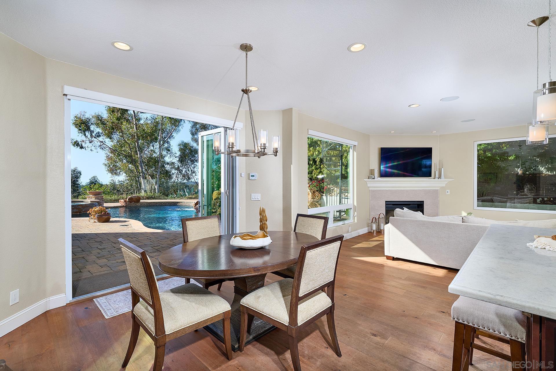 Detail Gallery Image 27 of 62 For 10626  Birch Bluff Ave, San Diego,  CA 92131 - 5 Beds | 3/1 Baths