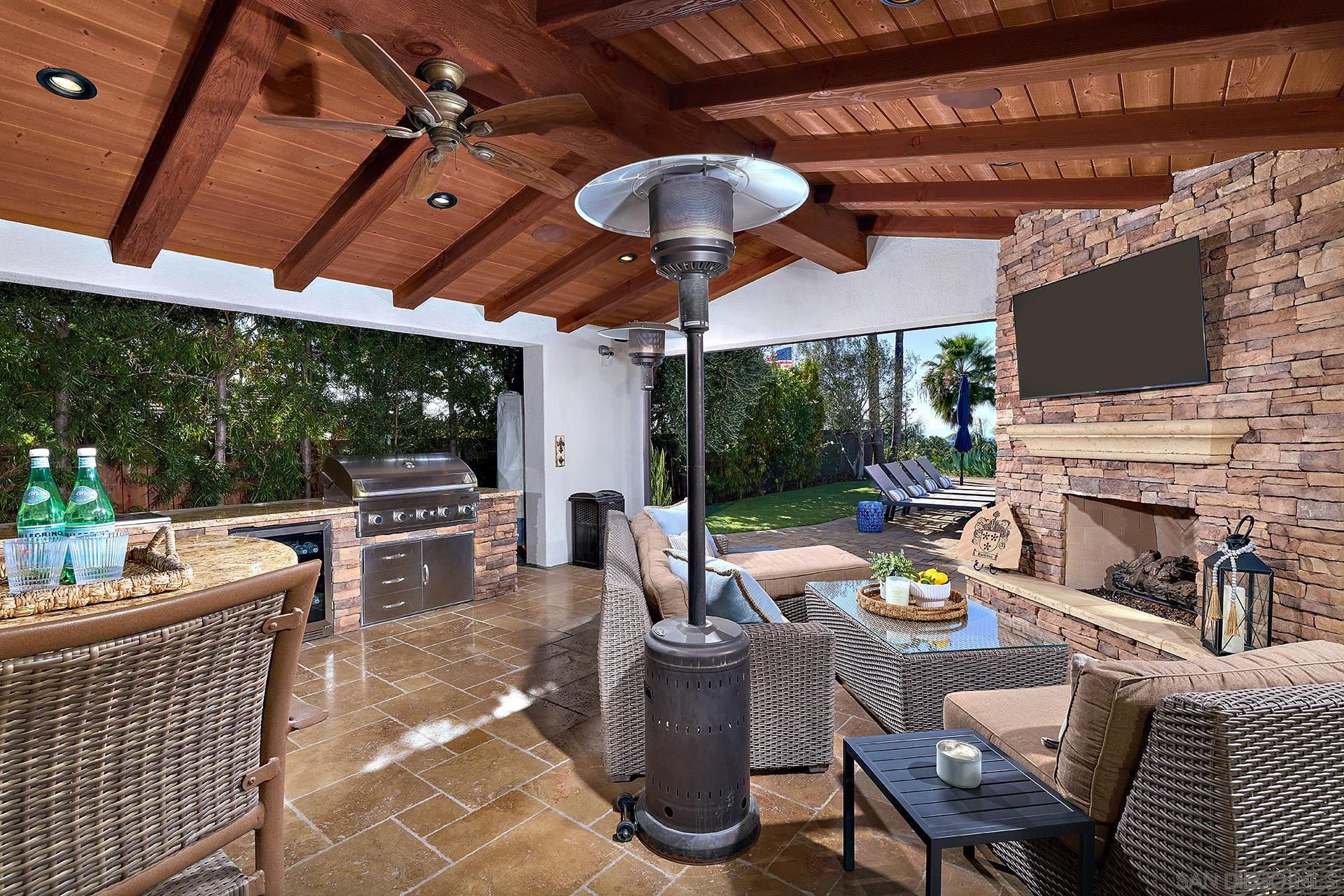 Detail Gallery Image 33 of 63 For 10626  Birch Bluff Ave, San Diego,  CA 92131 - 5 Beds | 3/1 Baths