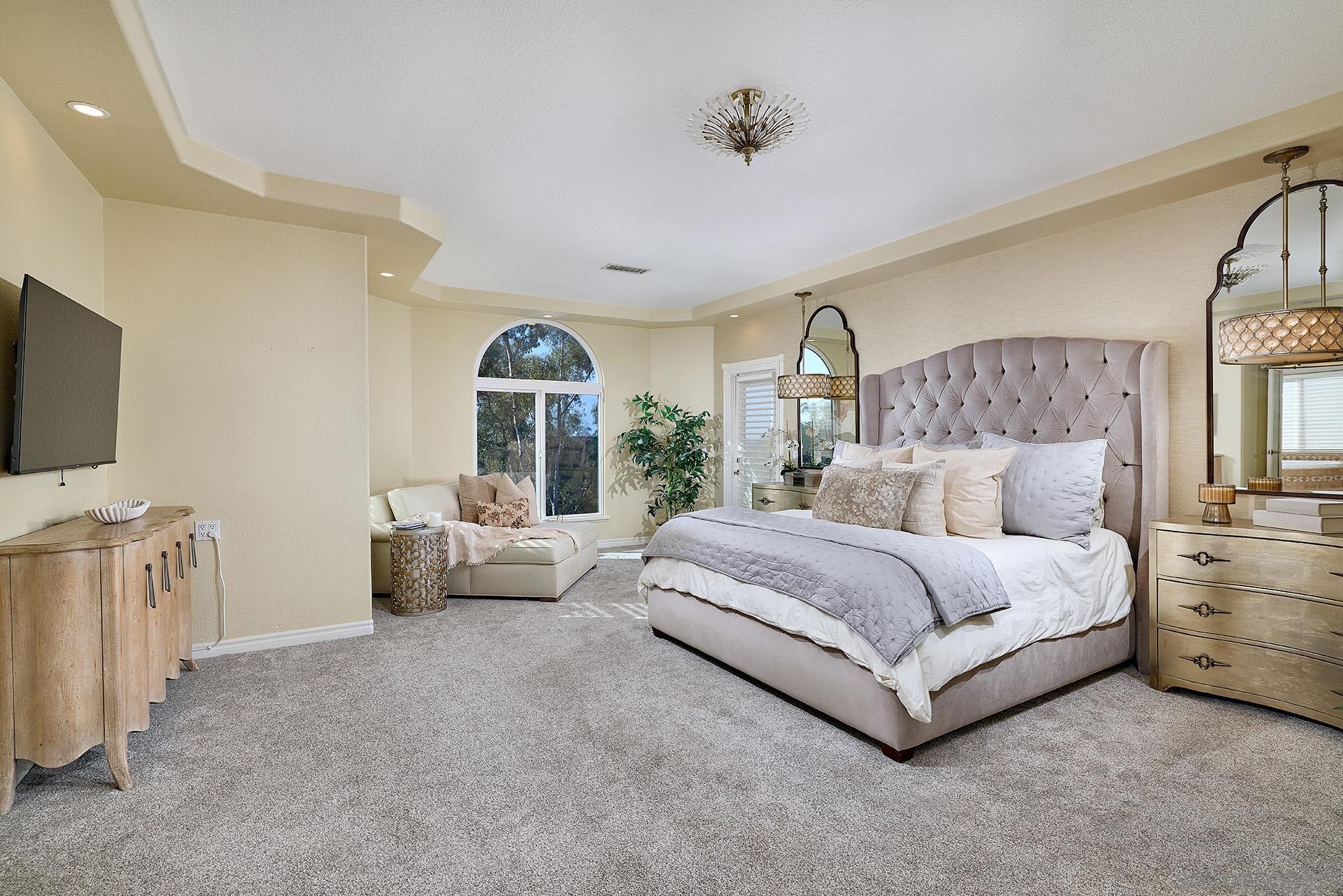 Detail Gallery Image 40 of 63 For 10626  Birch Bluff Ave, San Diego,  CA 92131 - 5 Beds | 3/1 Baths