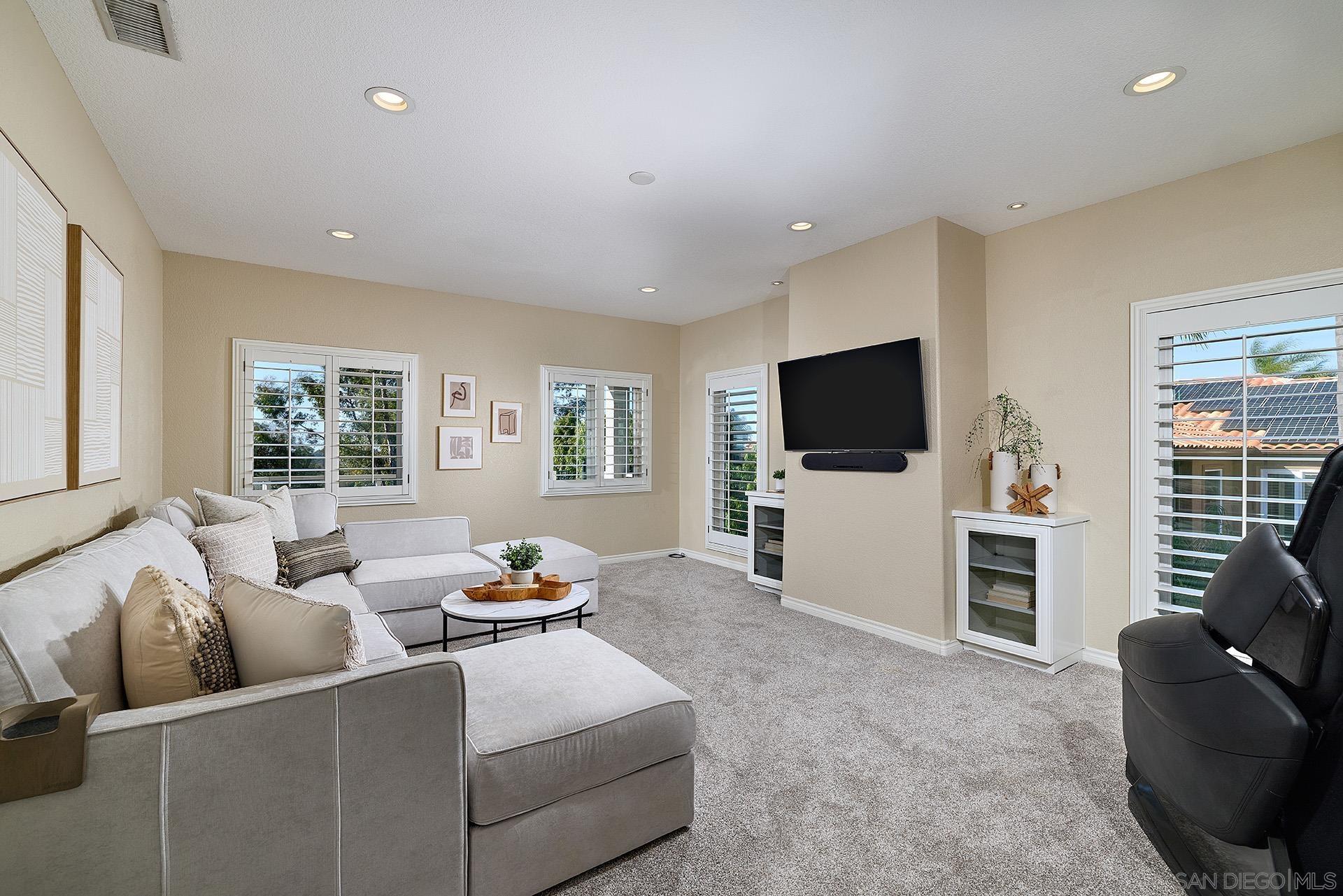 Detail Gallery Image 42 of 63 For 10626  Birch Bluff Ave, San Diego,  CA 92131 - 5 Beds | 3/1 Baths