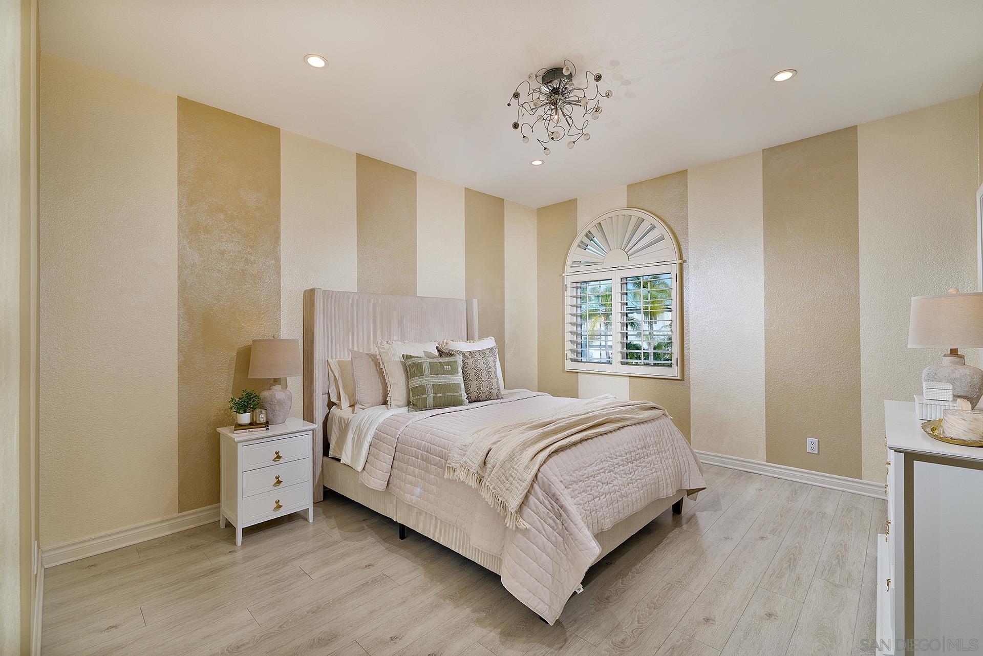 Detail Gallery Image 45 of 63 For 10626  Birch Bluff Ave, San Diego,  CA 92131 - 5 Beds | 3/1 Baths