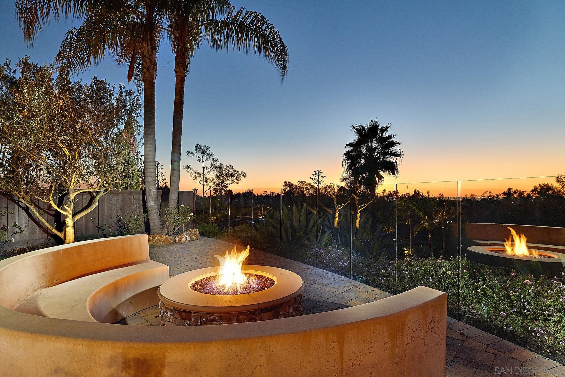 Detail Gallery Image 7 of 63 For 10626  Birch Bluff Ave, San Diego,  CA 92131 - 5 Beds | 3/1 Baths