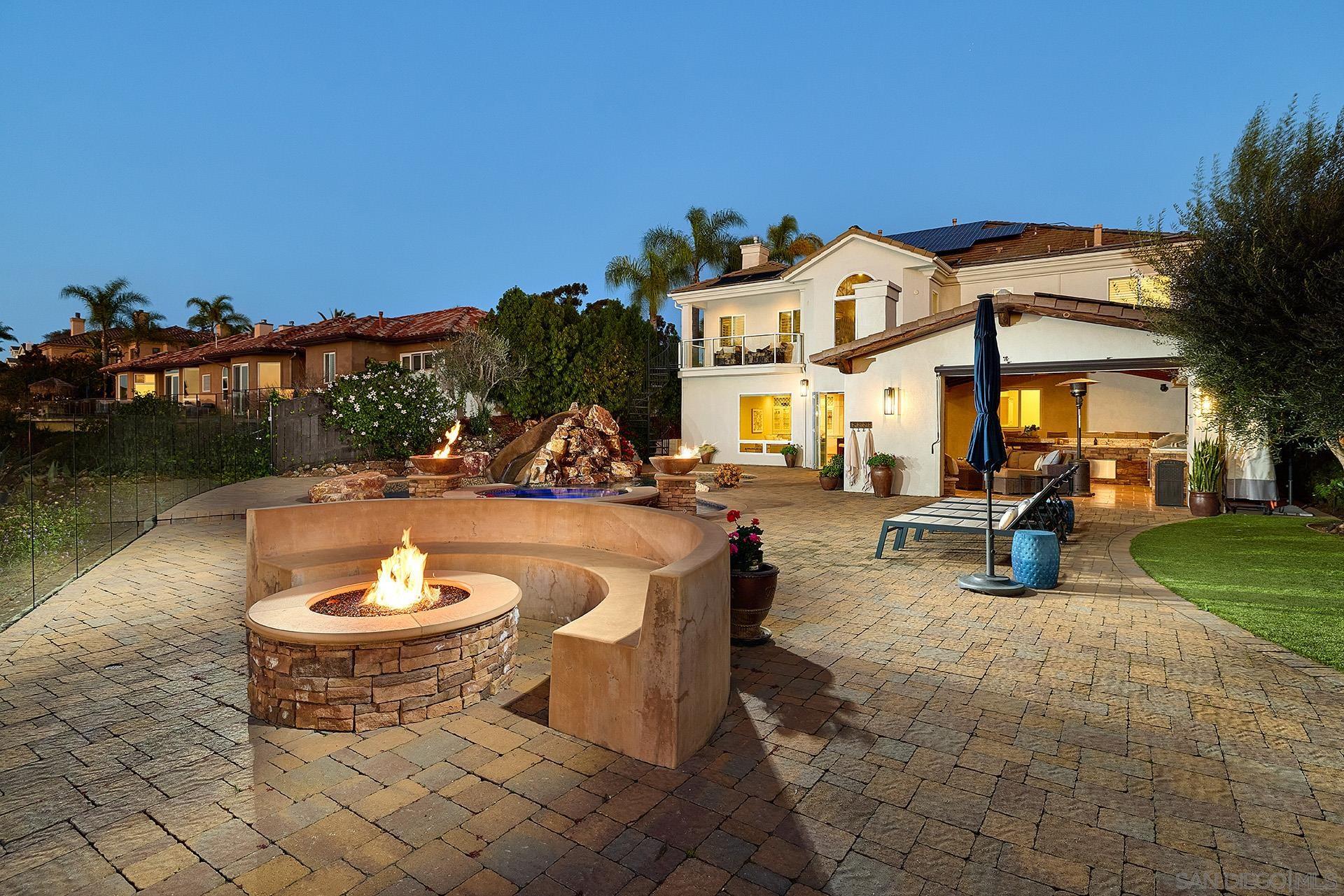 Detail Gallery Image 9 of 62 For 10626  Birch Bluff Ave, San Diego,  CA 92131 - 5 Beds | 3/1 Baths