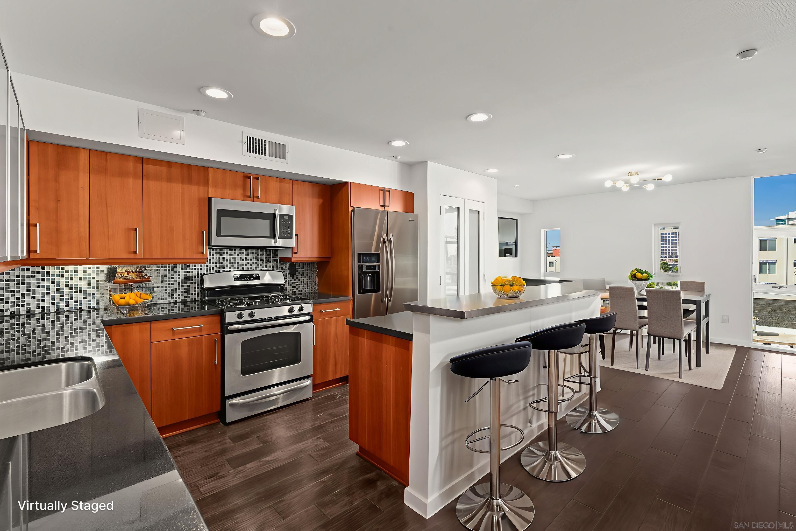 Detail Gallery Image 22 of 56 For 1704  National Ave, San Diego,  CA 92113 - 3 Beds | 2 Baths