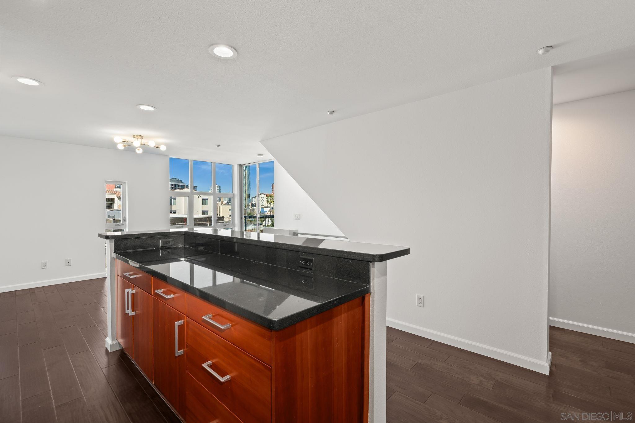 Detail Gallery Image 24 of 56 For 1704  National Ave, San Diego,  CA 92113 - 3 Beds | 2 Baths
