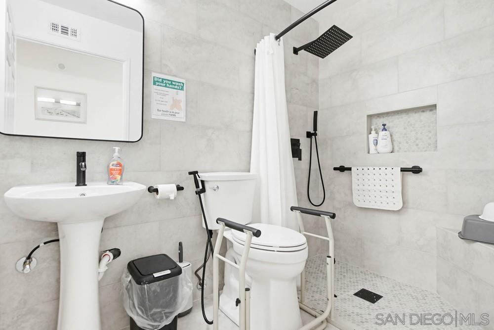 Detail Gallery Image 38 of 53 For 483  Quince St, Chula Vista,  CA 91911 - 5 Beds | 2 Baths