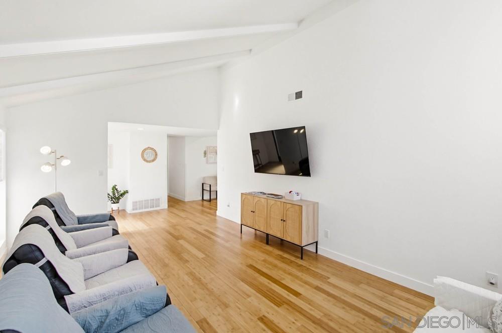 Detail Gallery Image 6 of 53 For 483  Quince St, Chula Vista,  CA 91911 - 5 Beds | 2 Baths