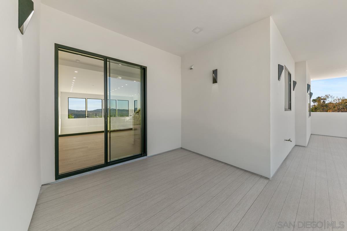 Detail Gallery Image 20 of 50 For 41955  Altanos Road, Temecula,  CA 92592 - 7 Beds | 5/1 Baths