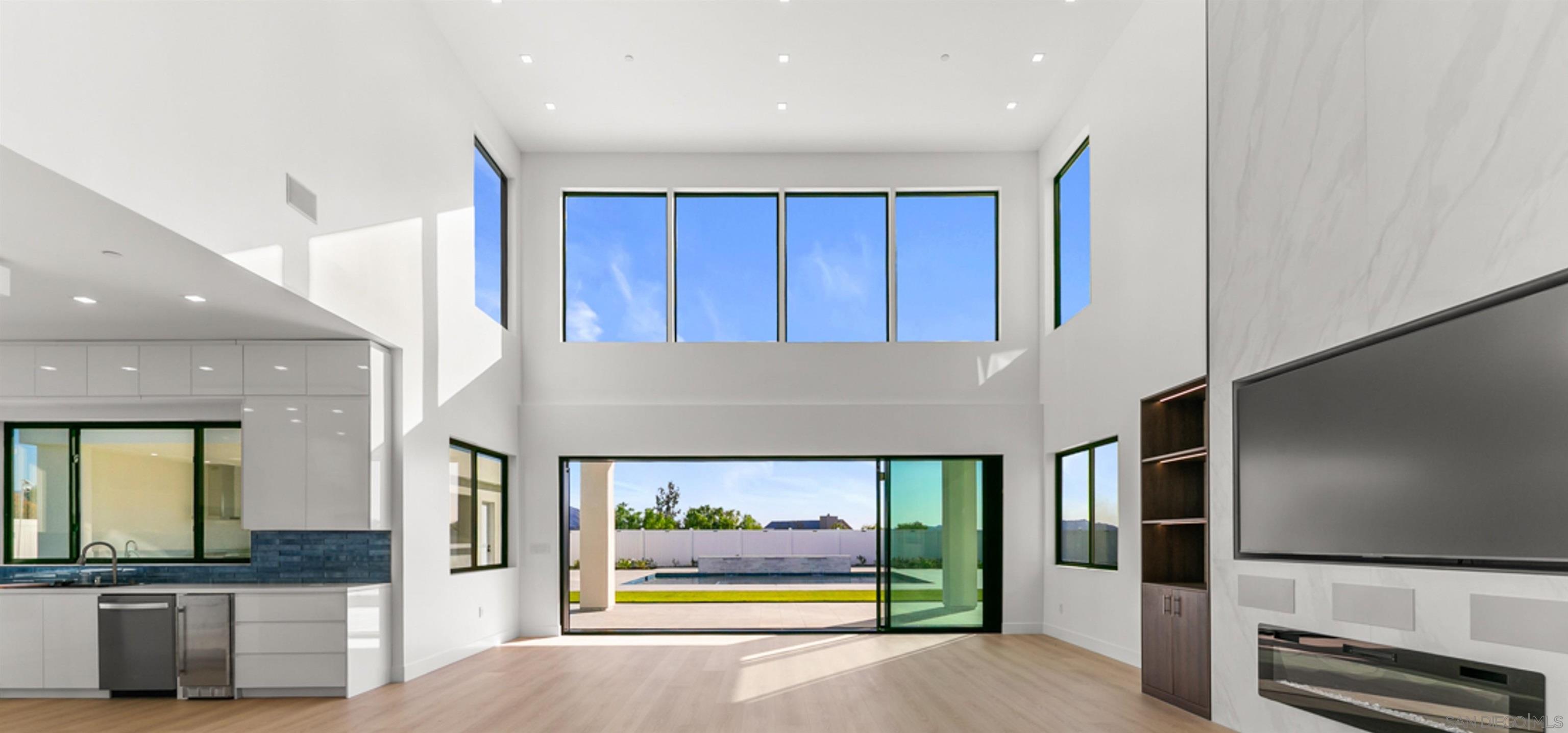 Detail Gallery Image 31 of 50 For 41955  Altanos Road, Temecula,  CA 92592 - 7 Beds | 5/1 Baths