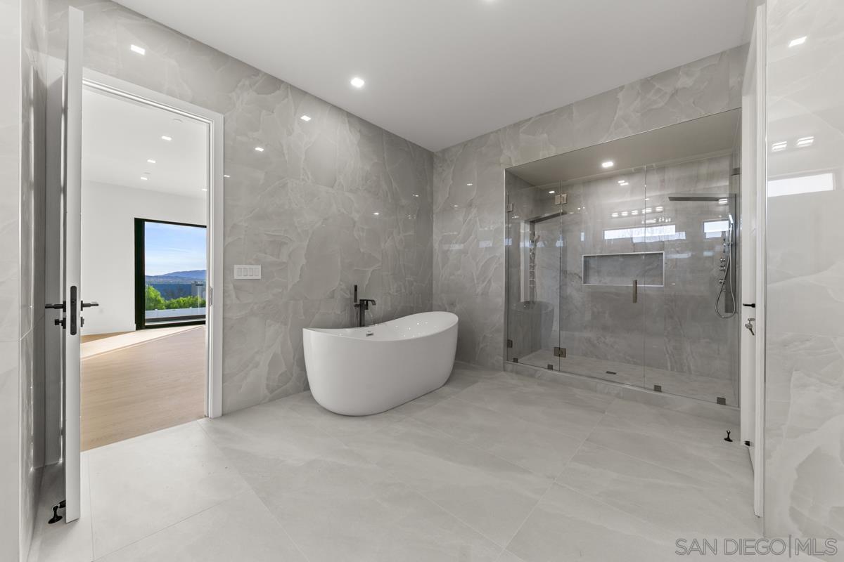 Detail Gallery Image 40 of 50 For 41955  Altanos Road, Temecula,  CA 92592 - 7 Beds | 5/1 Baths