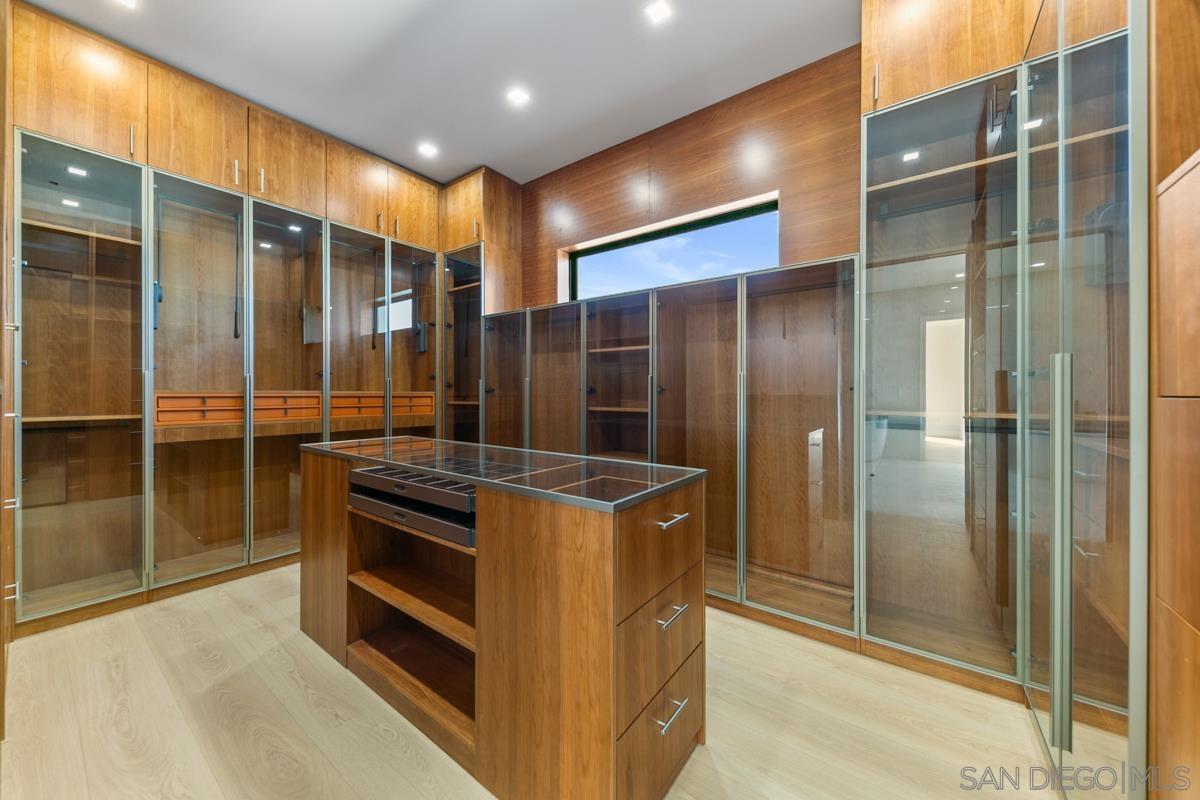 Detail Gallery Image 42 of 50 For 41955  Altanos Road, Temecula,  CA 92592 - 7 Beds | 5/1 Baths