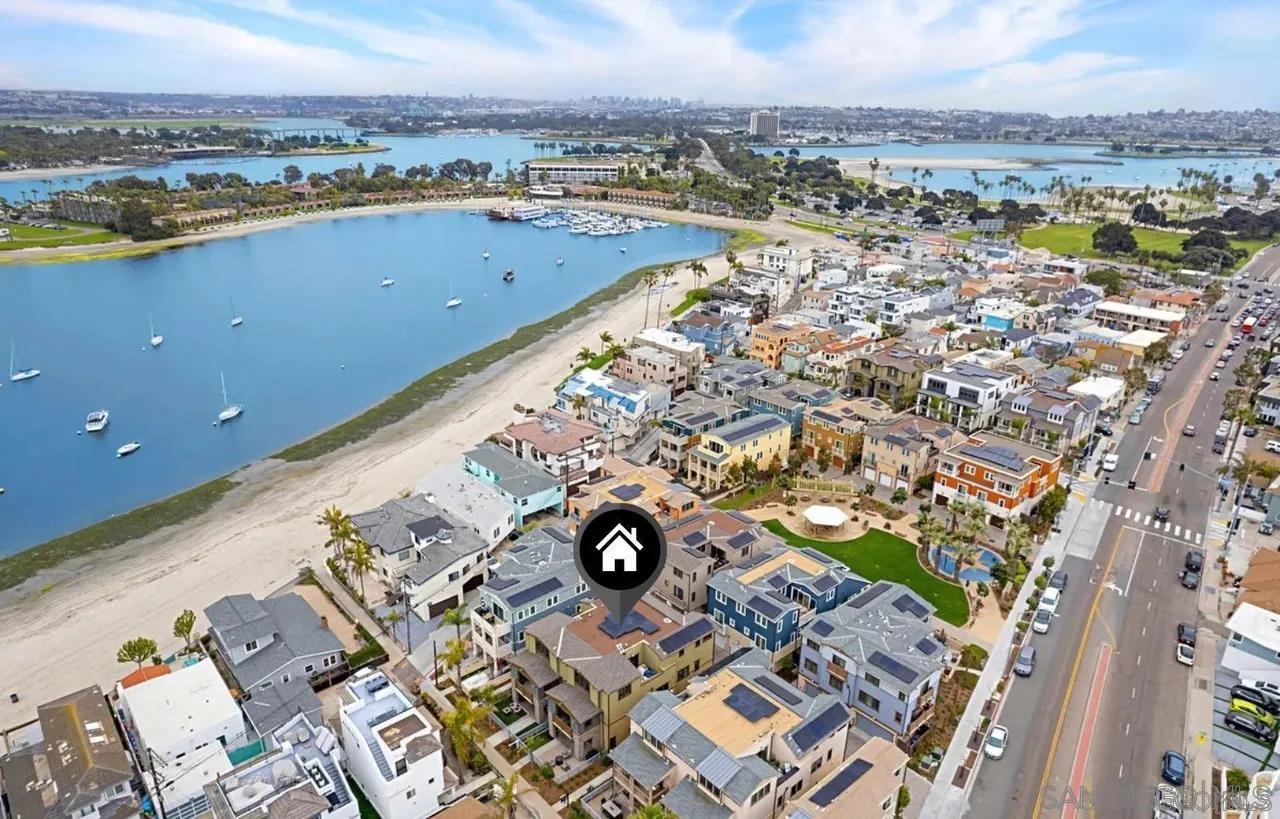 Front Image Thumbnail for SD260002418