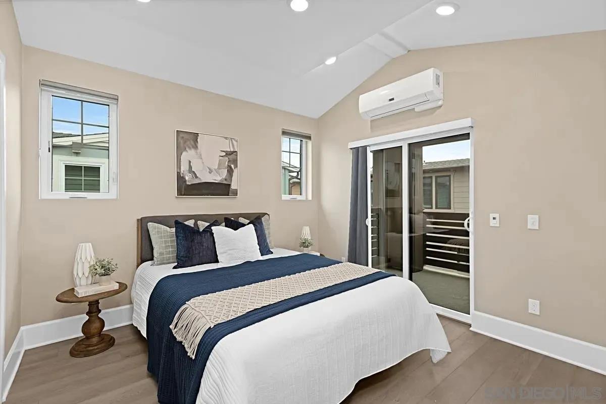 Detail Gallery Image 11 of 40 For 819  Kennebeck Ct, San Diego,  CA 92109 - 3 Beds | 2 Baths