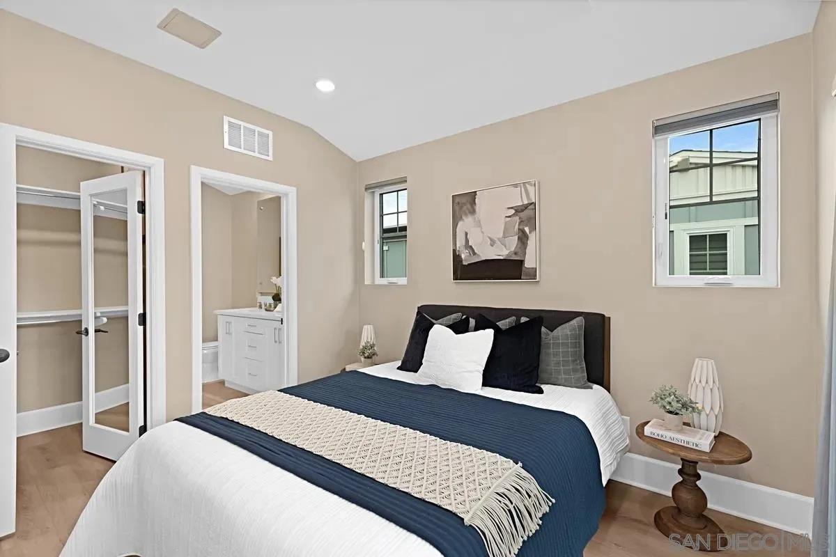 Detail Gallery Image 12 of 40 For 819  Kennebeck Ct, San Diego,  CA 92109 - 3 Beds | 2 Baths