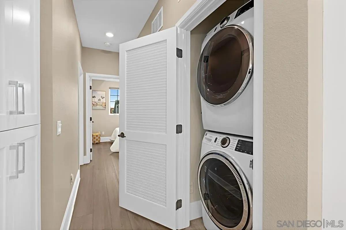 Detail Gallery Image 19 of 40 For 819  Kennebeck Ct, San Diego,  CA 92109 - 3 Beds | 2 Baths