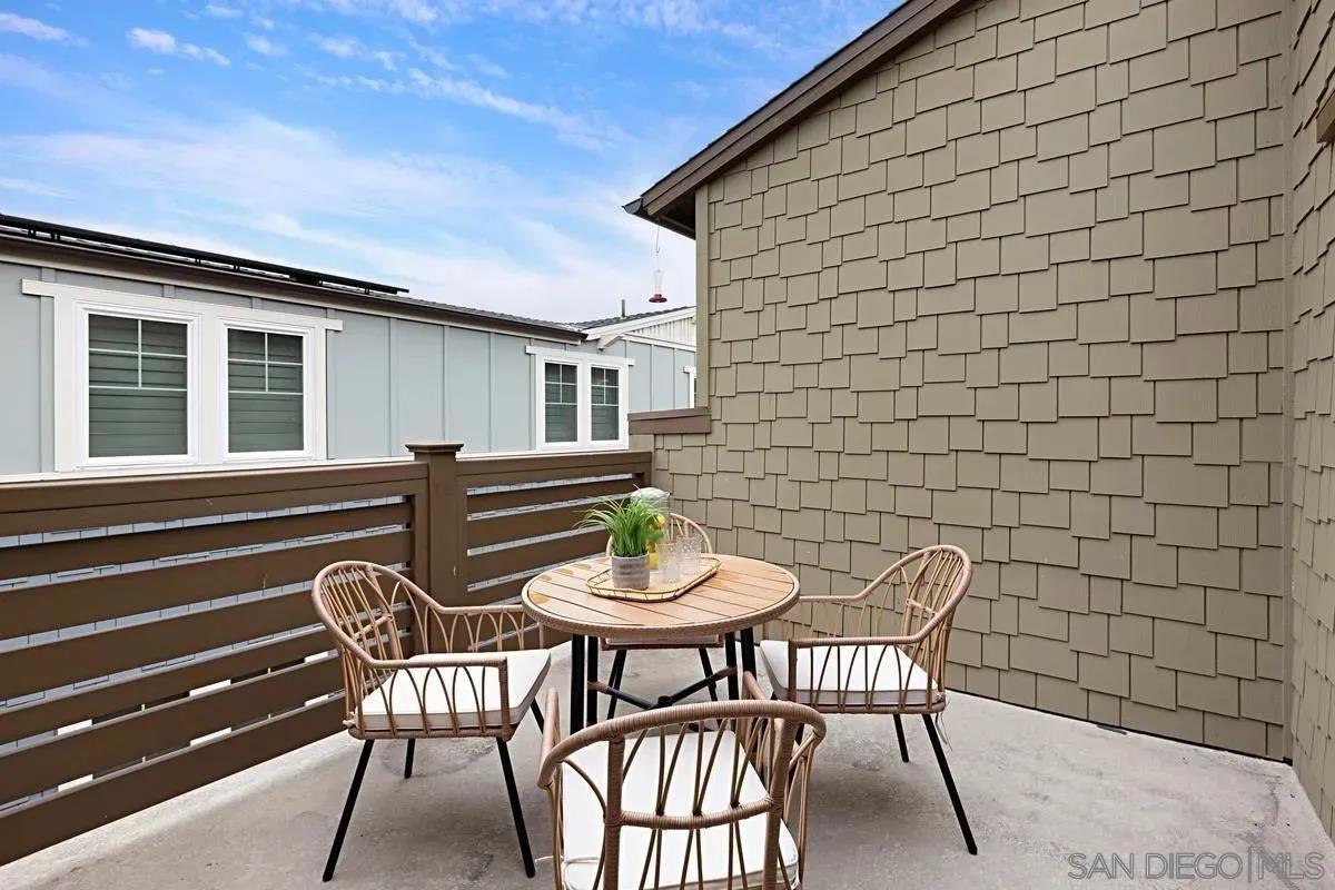 Detail Gallery Image 21 of 40 For 819  Kennebeck Ct, San Diego,  CA 92109 - 3 Beds | 2 Baths