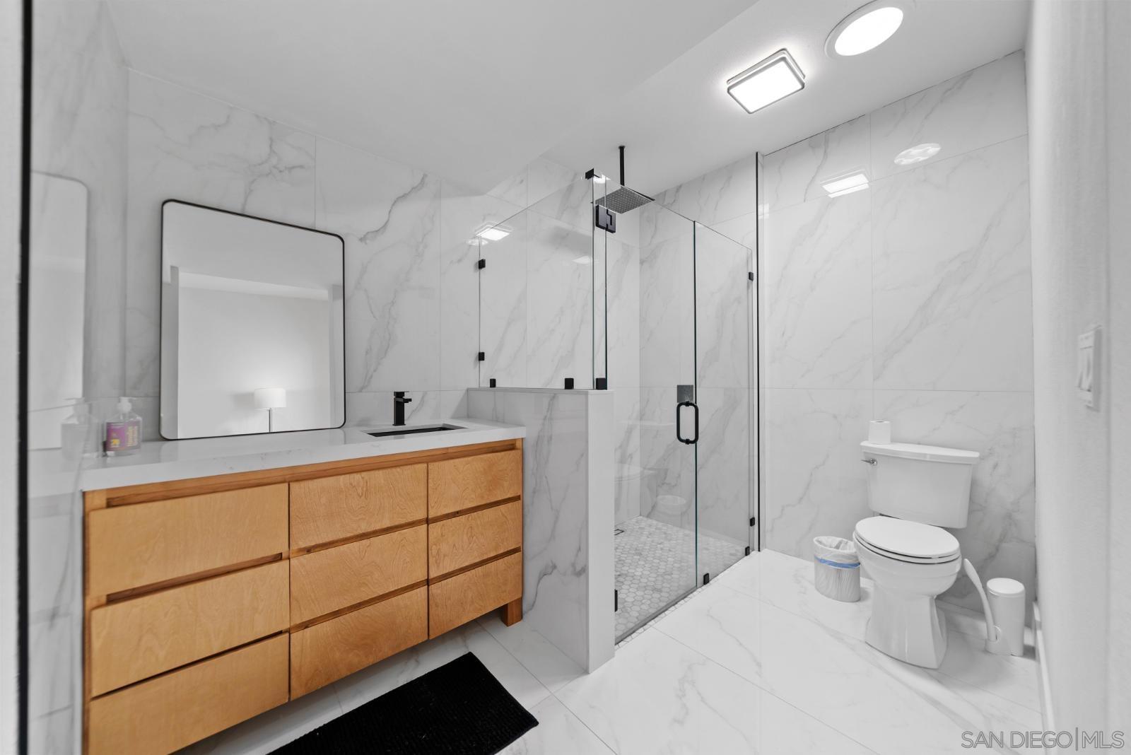 Detail Gallery Image 20 of 36 For 7410  Caminito Carlotta, San Diego,  CA 92120 - 2 Beds | 2/1 Baths