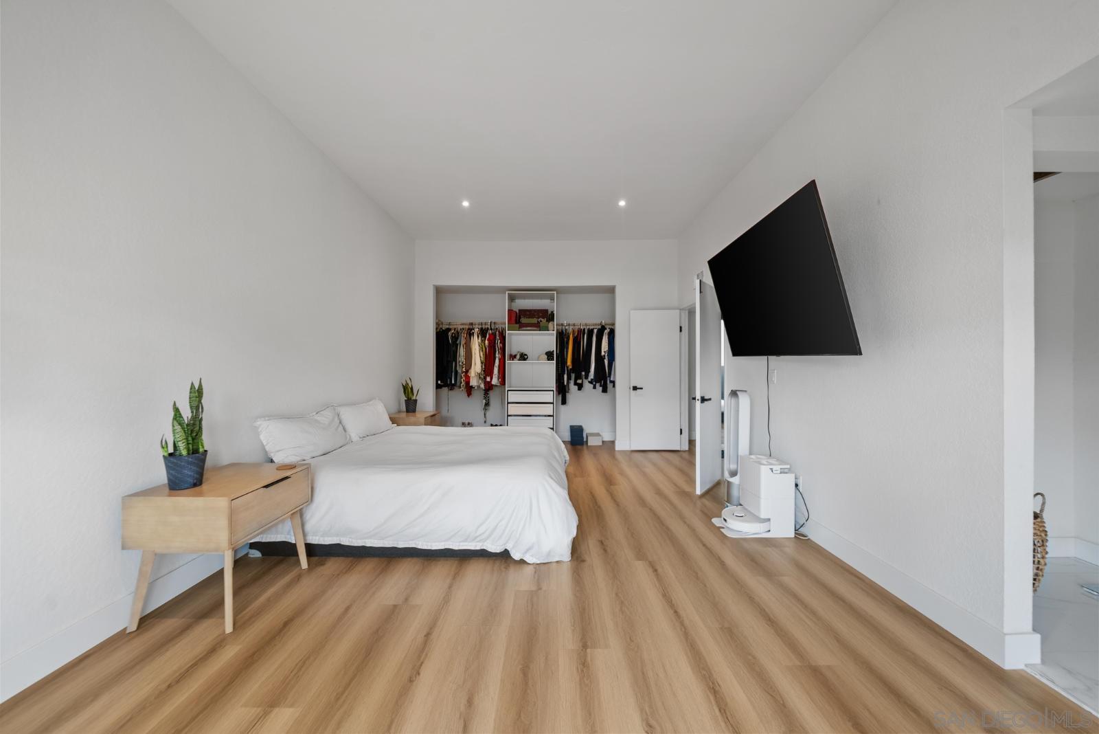 Detail Gallery Image 23 of 36 For 7410  Caminito Carlotta, San Diego,  CA 92120 - 2 Beds | 2/1 Baths