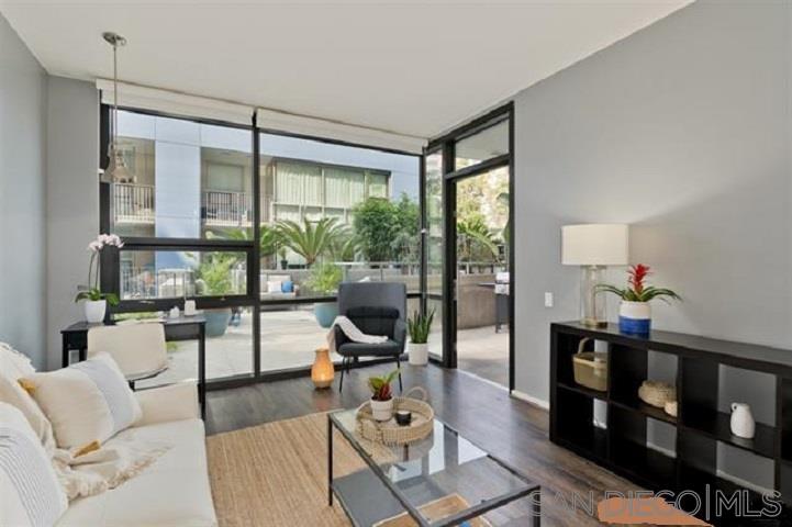 Detail Gallery Image 5 of 26 For 350  11th Ave  228, San Diego,  CA 92101 - 1 Beds | 1 Baths