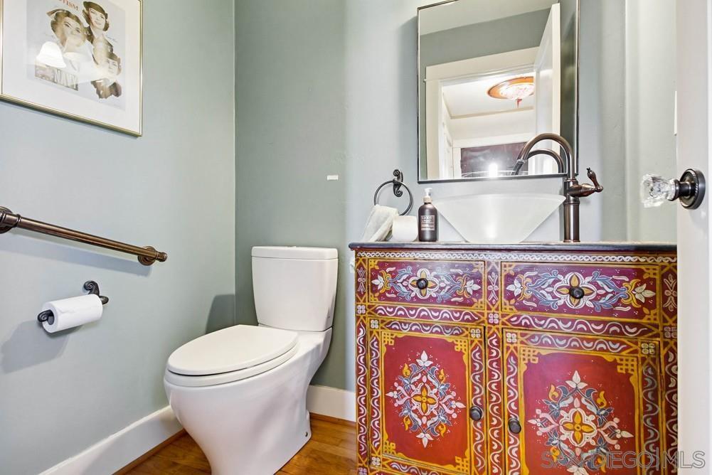 Detail Gallery Image 18 of 45 For 3021  Freeman, San Diego,  CA 92106 - 4 Beds | 3/1 Baths