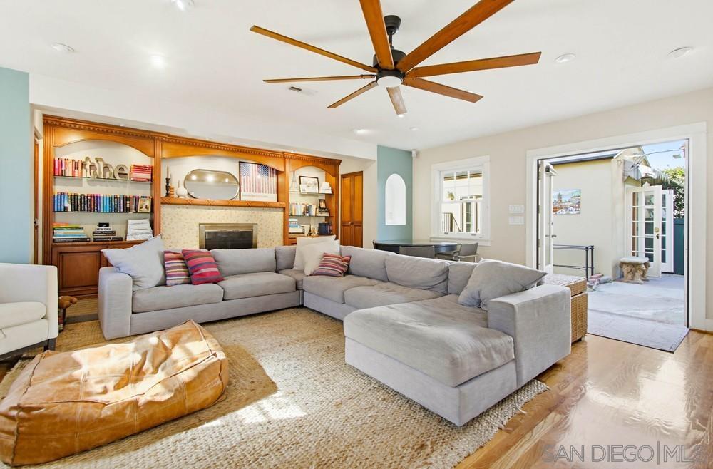 Detail Gallery Image 3 of 45 For 3021  Freeman, San Diego,  CA 92106 - 4 Beds | 3/1 Baths