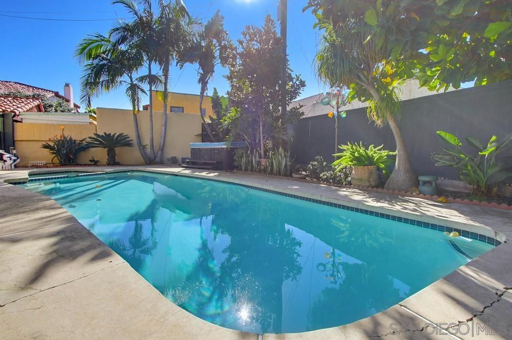 Detail Gallery Image 37 of 45 For 3021  Freeman, San Diego,  CA 92106 - 4 Beds | 3/1 Baths