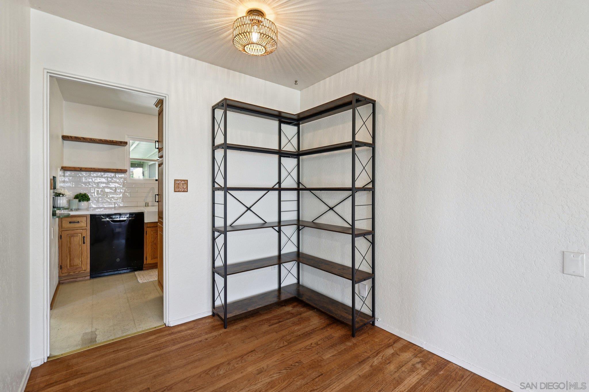 Detail Gallery Image 12 of 48 For 4626  Terry Lane, La Mesa,  CA 91942 - 3 Beds | 1 Baths