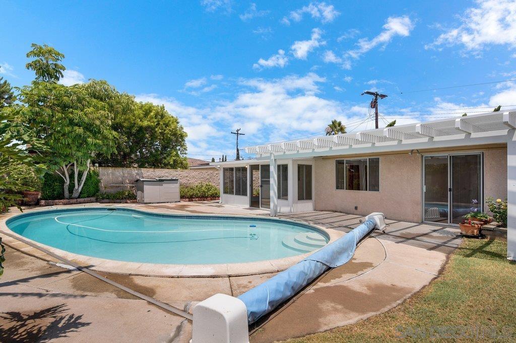 Detail Gallery Image 22 of 33 For 5113  Wilts Pl., San Diego,  CA 92117 - 4 Beds | 2 Baths