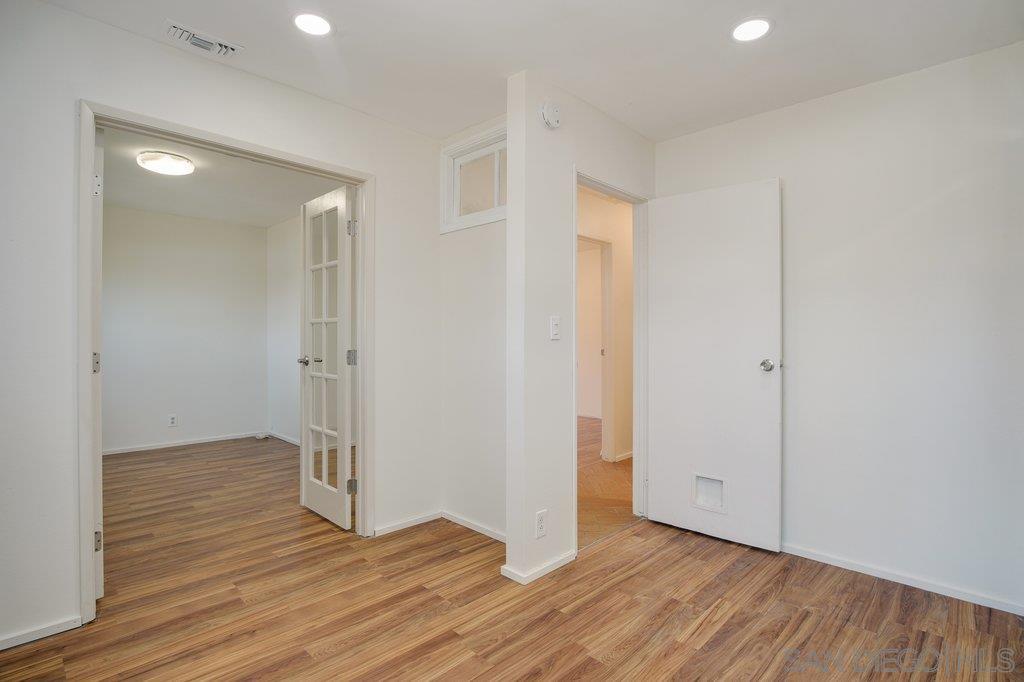 Detail Gallery Image 25 of 33 For 5113  Wilts Pl., San Diego,  CA 92117 - 4 Beds | 2 Baths